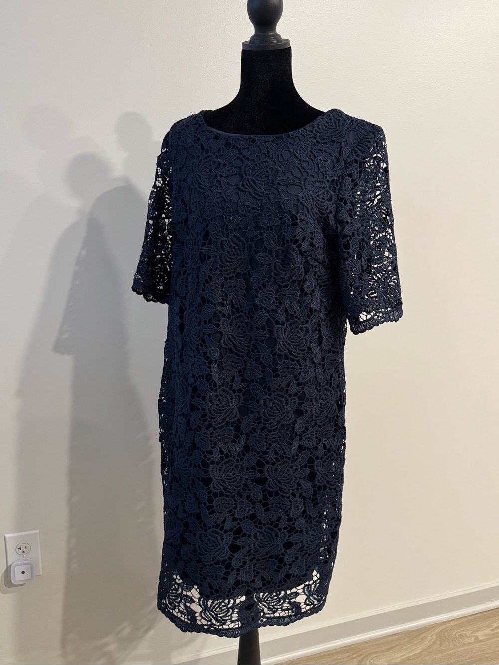 Sandra Darren Navy Floral Lace Midi Dress